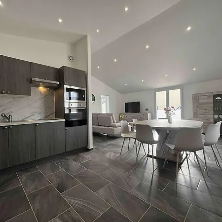 Maison Neuve 3 A 2 Pas De La - Fr-1-246a-377 *